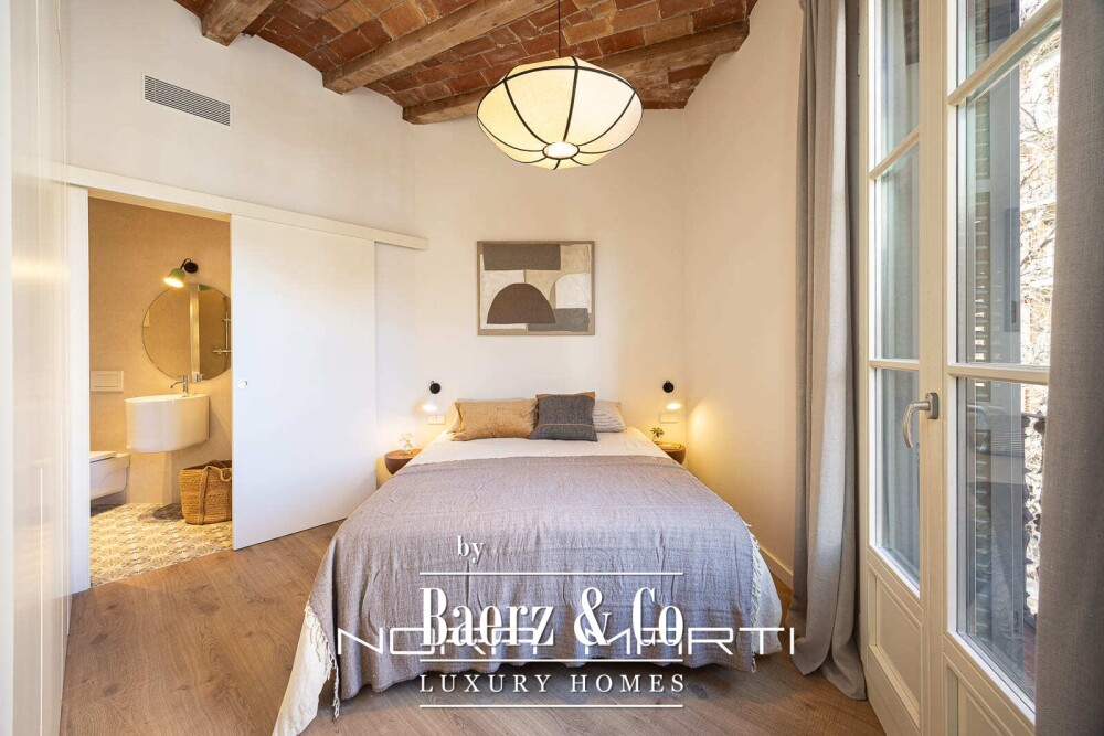 Apartment for sale in Eixample Esquerra image