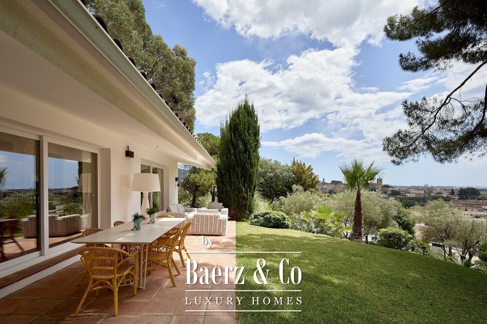 Elegant Mediterranean estate with sea views and proven investment appeal — Calonge, Costa Brava image