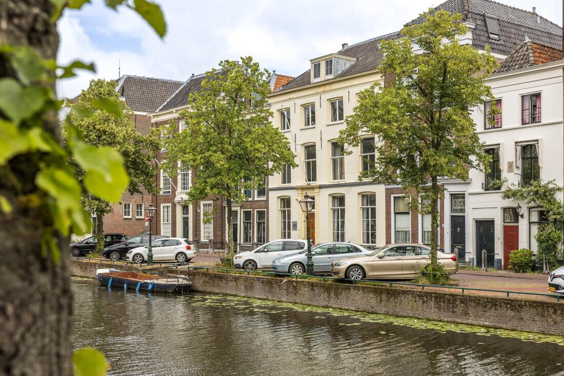 LEIDEN