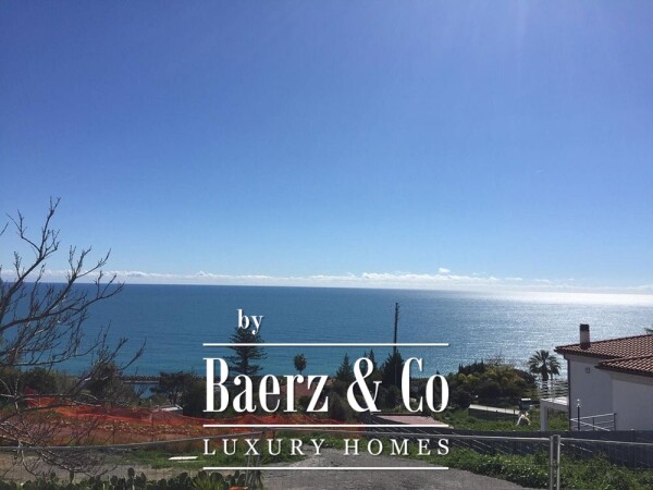 photo 2 Villa for sale 405 m²