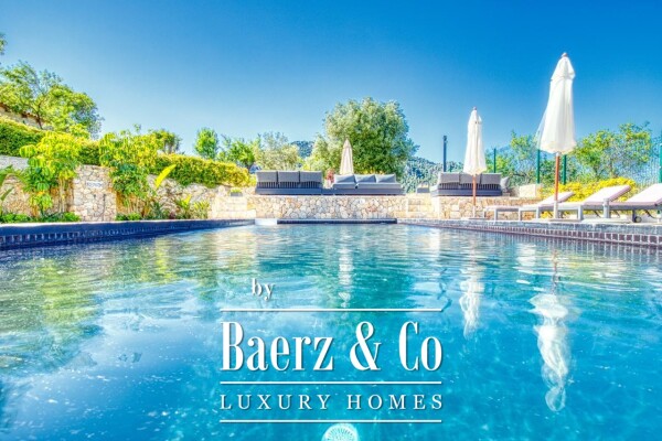 photo 3 Mediterranean Villa with Vacation License