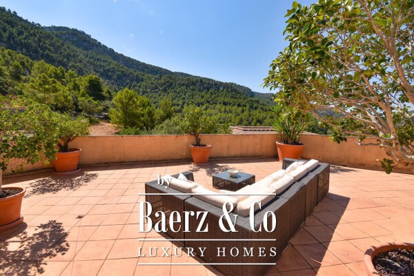 photo 13 Mansion with several Apartments and Pools