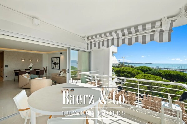 photo 5 Large 4 room apartment near the Port du Canto