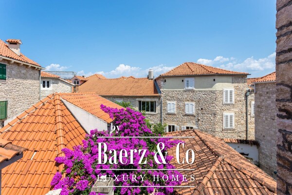 photo 2 The island of Brač, a stone house with a restaurant in a prime location