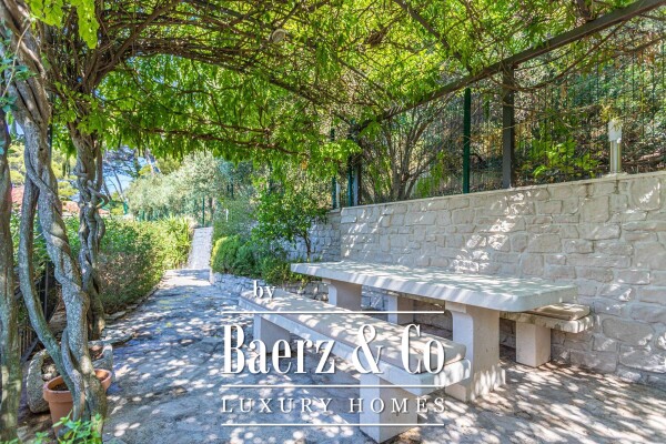 photo 5 Brela beautiful house with swimming pool and panoramic view