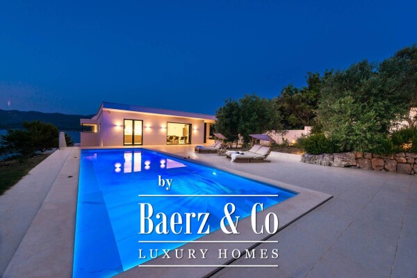 photo 5 Dubrovnik archipelago, extraordinary seafront villa with swimming pool