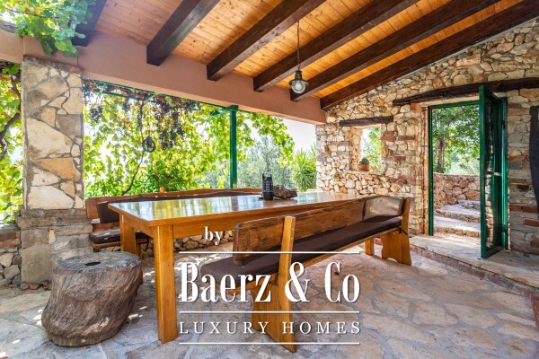 photo 7 Split, Jesenice, Beautiful authentic villa with a sea view