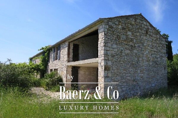 photo 5 Rovinj, impressive stone house on land plot 138.800 m2
