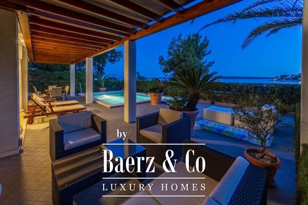 photo 133 Split, Čiovo, modern villa/boutique hotel with 8 apartments, first row to the sea