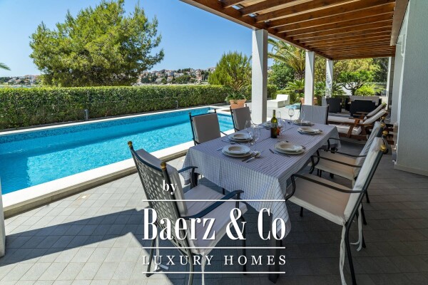 photo 160 Split, Čiovo, modern villa/boutique hotel with 8 apartments, first row to the sea