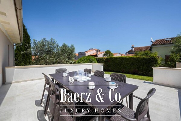 photo 15 Istria, Banjole, beautiful villa NKP 277 m2 on a large garden, 300 m from the sea