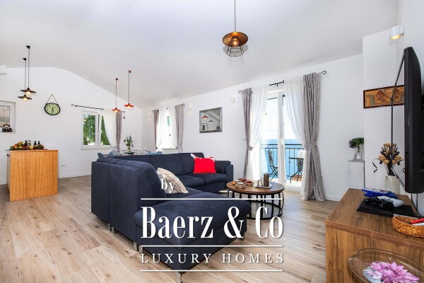 photo 11 Omiš, Borak, house with pool and sea view