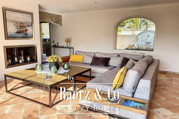 photo 10 Contemporary house with panoramic view and swimming pool