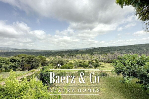 photo 4 beautiful quiet property with sea view, one of a kind