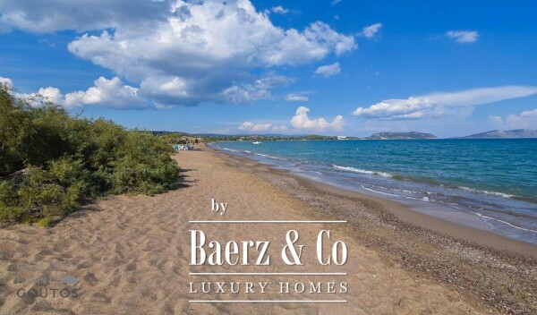 photo 15 Villa Aerial