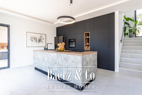 photo 7 Sevid, NEW BUILD, modern villa with a pool, NFA 151 m²