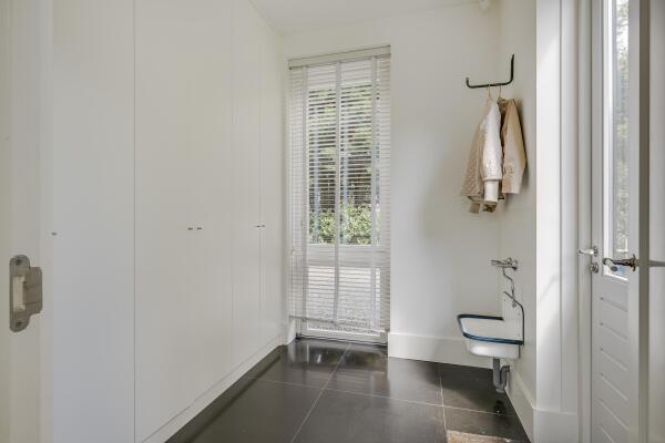 photo 30 van Brouchovenlaan 6