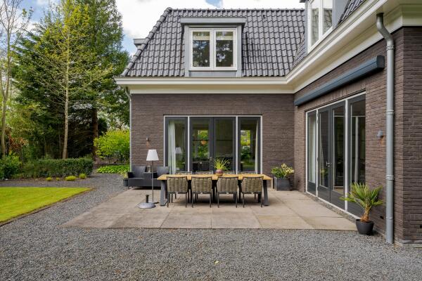 photo 56 van Brouchovenlaan 6