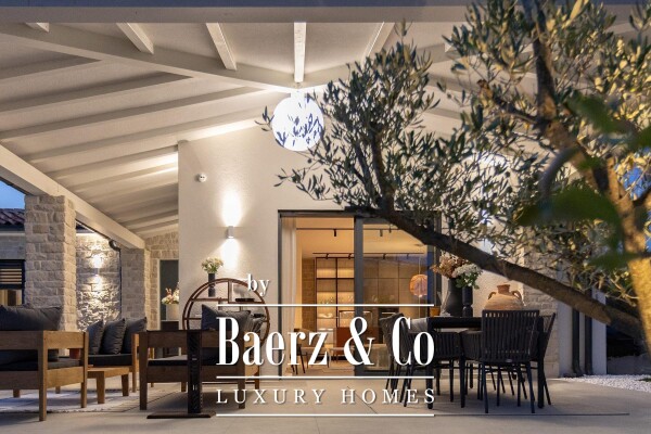 photo 11 Istria, Poreč - Gedići, beautiful modern stone villa 165 m² with swimming pool