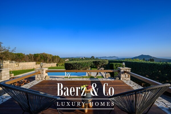 photo 8 1219953 - Villa For sale, Pilos, 260 sq.m., €1.600.000