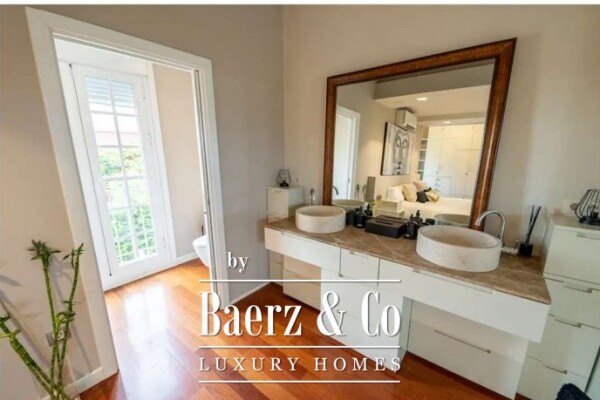 photo 22 Luxurious villa in central area Tenerife south