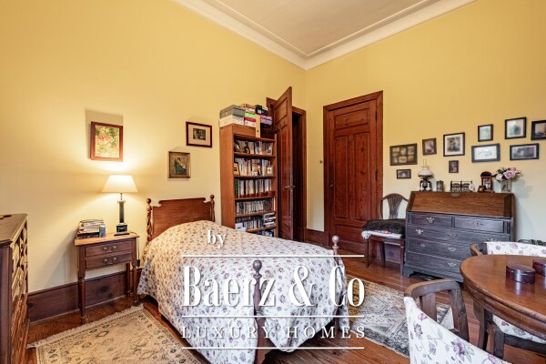 photo 19 Emblematic house in the center of Miramar