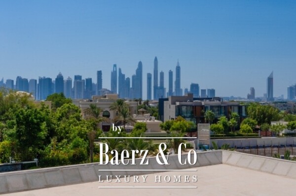 photo 17 Exclusive 8-Bedroom Luxury Villa in Emirates Hills, Dubai