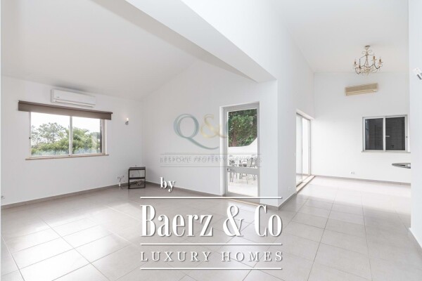 photo 3 Beautiful luxury home in Almancil, Vale do Lobo