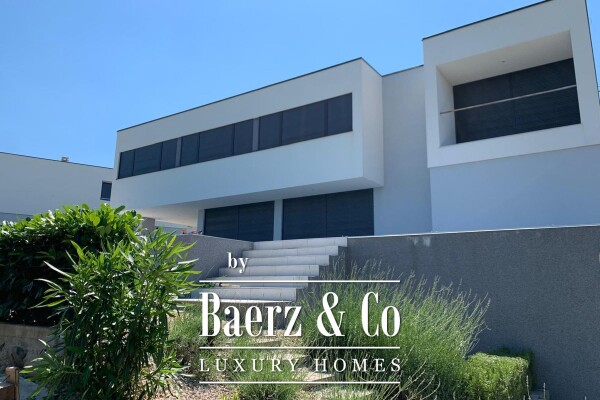 photo 1 Krk, luxury villa of 260m2 on a plot of 885m2