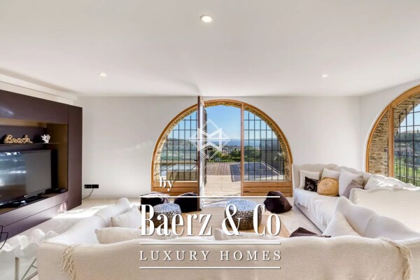 photo 13 Charming renovated Villa with sea View