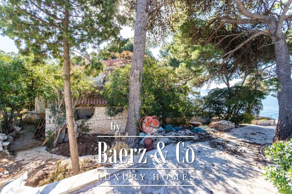 photo 16 Brač, Sumartin, house in the first row to the sea, with an area of 95m2, on a plot of land of 13...