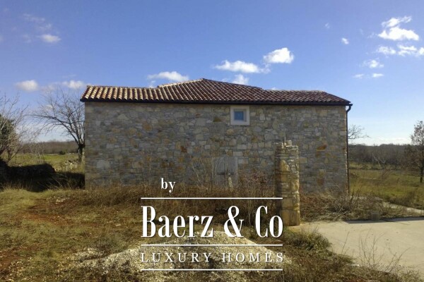 photo 4 Istria, Svetvinčenat area, a unique 250m² stone house with a pool in a secluded location