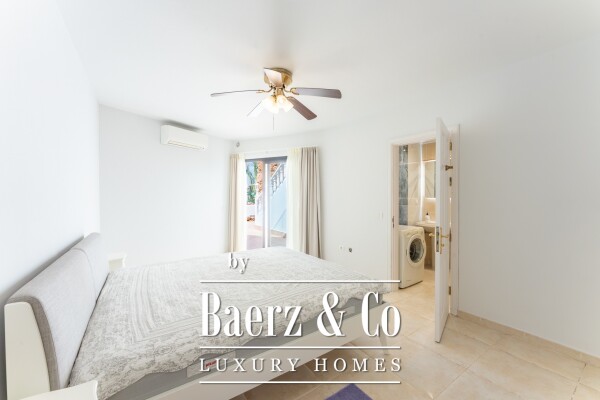 photo 28 Elegant bungalow in prestigious area.