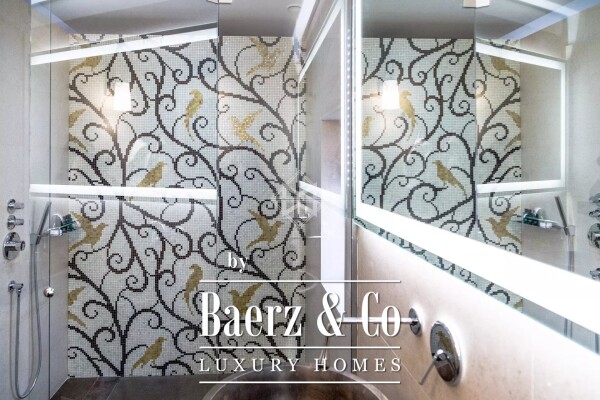 photo 9 Superb house in the center of Saint-Tropez