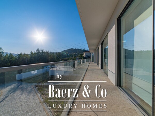 photo 23 Villa with 4 suites to debut