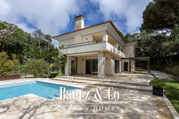 photo 1 Detached house with swimming pool, in Bairro da Martinha, Estoril