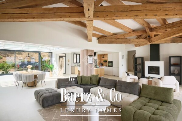 photo 7 Property surrounded by nature on the heights of La Croix-Valmer