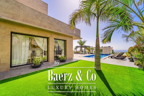 photo 9 Elegant Independent Villa with Panoramic Sea Views in Caldera del Rey