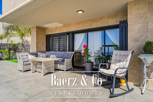 photo 3 Elegant Independent Villa with Panoramic Sea Views in Caldera del Rey