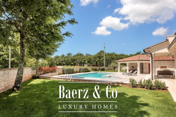 photo 32 Luxury Villa with a large pool and complete privacy – near Poreč