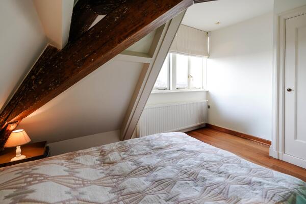 photo 82 Rapenburg 45