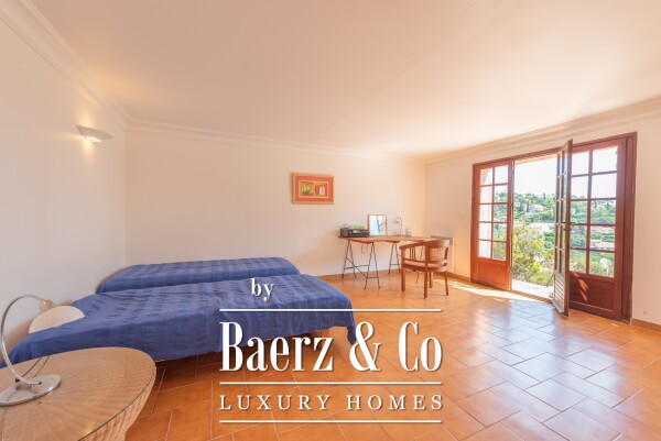 photo 7 Sale Villa 6 rooms sea view Les Issambres with swimming pool, garage and garden - St Tropez GULF