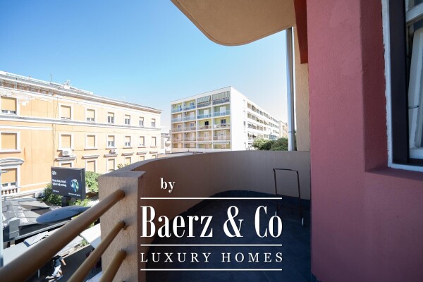 photo 5 Zadar, Branimirova obala, three-room apartment with sea view in an excellent location