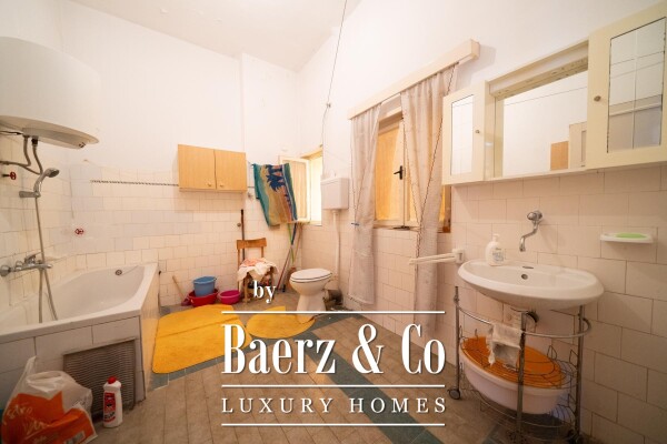 photo 19 Zadar, Branimirova obala, three-room apartment with sea view in an excellent location