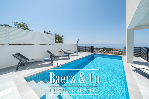 photo 2 Makarska, two-story, three-room apartment, with pool