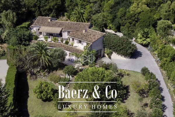 photo 1 Saint-Paul de Vence -Beautiful Provençal house with village views