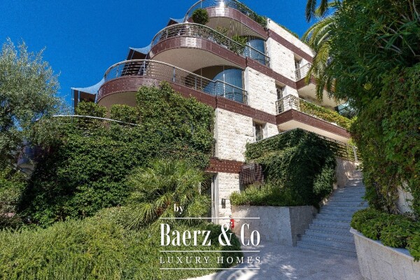 photo 2 Luxurious Apartment in a 5* Hotel in Budva