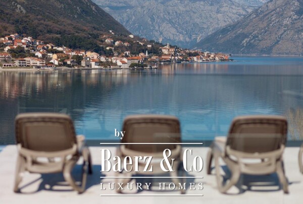 photo 4 Apartment in Kotor with a Pool and a Panoramic Sea View