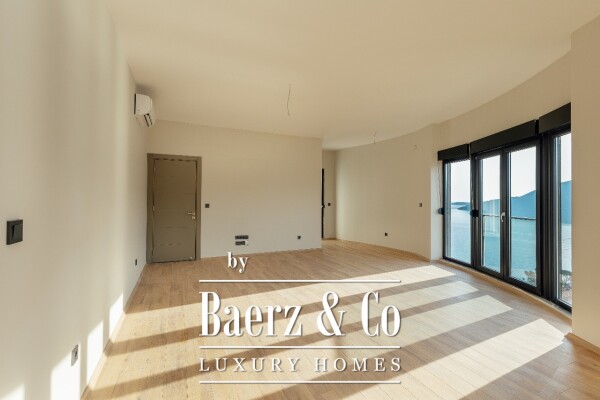 photo 12 Apartment in the Center of Herceg Novi with a Sea View