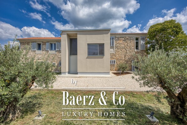 photo 9 Luxury Stone Residence on a Spacious Estate near Višnjan